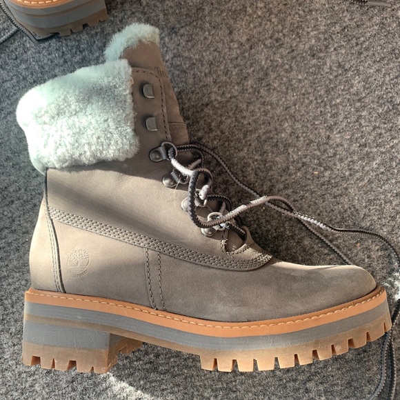 timberland boots - Picture 3 of 3